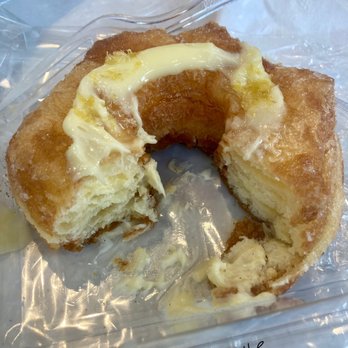 Paris Baguette - Croissant Doughnut!! - Coffee & Tea Near Me - Brooklyn, New York Paris Baguette - Croissant Doughnut!! - Coffee & Tea Near Me - Brooklyn, New York