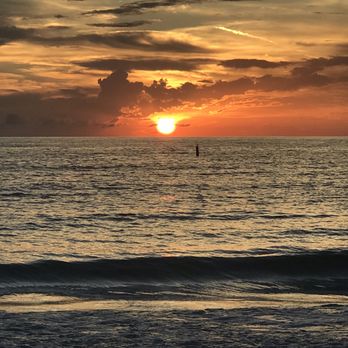 Sunset at Pass-A-Grille Beach - Beaches Near Me - Pass-a-Grille Beach, Florida Sunset at Pass-A-Grille Beach - Beaches Near Me - Pass-a-Grille Beach, Florida