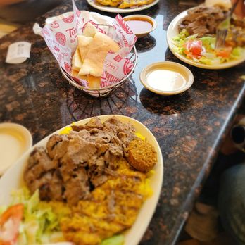 Pita Inn - Mediterranean Near Me - Mundelein, Illinois Pita Inn - Mediterranean Near Me - Mundelein, Illinois