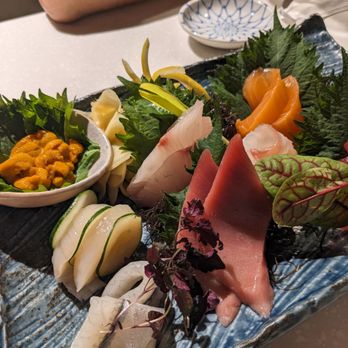 Wasabi Bistro - Sashimi deluxe (includes but not limited to uni, scallop, tuna, salmon, chutoro) - Japanese Near Me - Honolulu, Hawaii Wasabi Bistro - Sashimi deluxe (includes but not limited to uni, scallop, tuna, salmon, chutoro) - Japanese Near Me - Honolulu, Hawaii