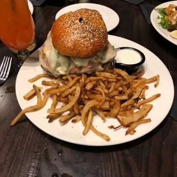 Local Goat - New American Near Me - Pigeon Forge, Tennessee
