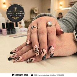 Hollywood Nails and Spa