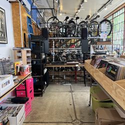 Tiny Vinyl Shop