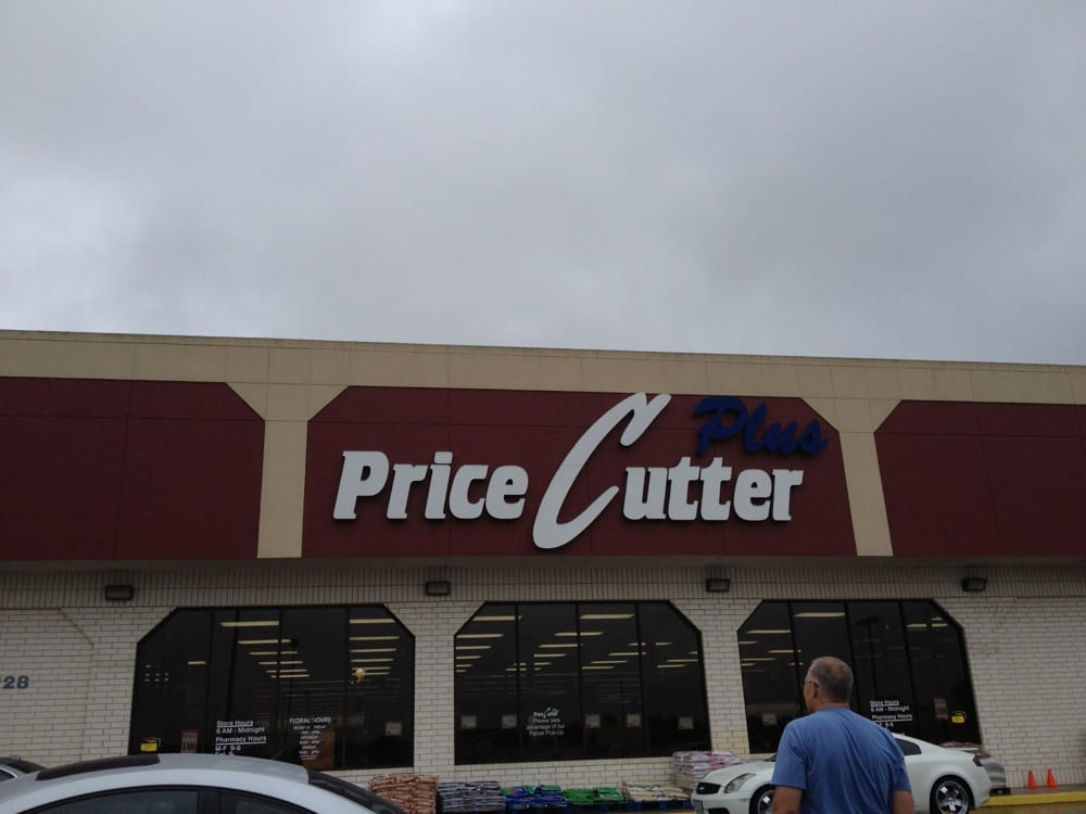 PRICE CUTTER Updated May 2024 4228 S National, Springfield