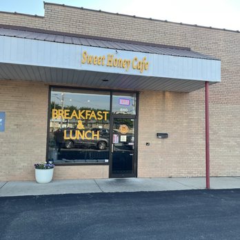 Sweet Honey Cafe - Exterior front is a bit hidden from the road. - Sandwiches Near Me - Mundelein, Illinois Sweet Honey Cafe - Exterior front is a bit hidden from the road. - Sandwiches Near Me - Mundelein, Illinois