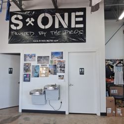 Asphalt Beach Skate Shop - Restrooms
