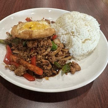 Royal King Elephant - Karpow - Laotian Near Me - Garden Grove, California