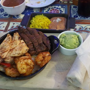 Riverwalk Cantina - Fajitas with mix of meats - Tex-Mex Near Me - Grapevine, Texas Riverwalk Cantina - Fajitas with mix of meats - Tex-Mex Near Me - Grapevine, Texas