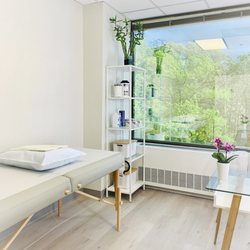 Bethesda Acupuncture & Wellness Medicine - A Treatment Room