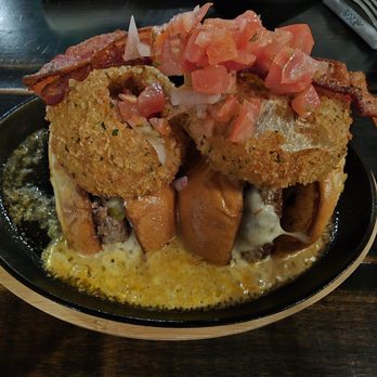 Da Burger Wing Hub & Bar - Sizzling fajita burger - Burgers Near Me - Kapolei, Hawaii