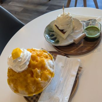 Walking Bean Cafe - Shaved Ice Near Me - Honolulu, Hawaii Walking Bean Cafe - Shaved Ice Near Me - Honolulu, Hawaii