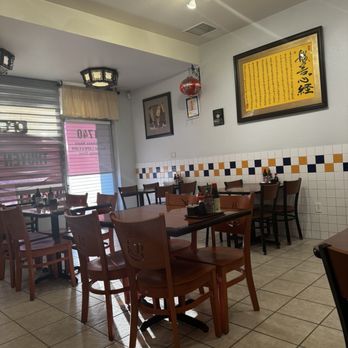 Thuyen Vien - Inside - Vegan Near Me - Anaheim, California Thuyen Vien - Inside - Vegan Near Me - Anaheim, California