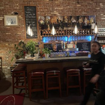 Sukhothai - Bar area - Thai Near Me - Beacon, New York