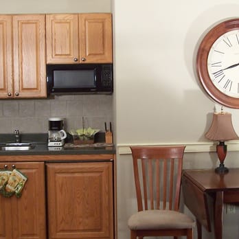 Paradise Inn - Hotels Near Me - Bennington, Vermont