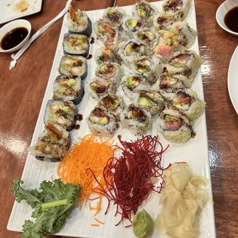 Nami Sushi - Japanese Near Me - Harwood Heights, Illinois