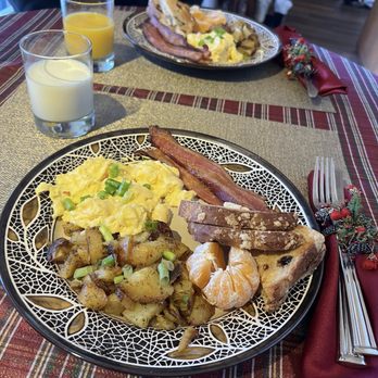 Cashmere Mountain Bed & Breakfast - Breakfast - Bed & Breakfast Near Me - Leavenworth, Washington