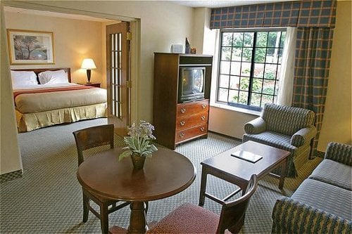 Holiday Inn Express & Suites Providence-Woonsocket by IHG by null