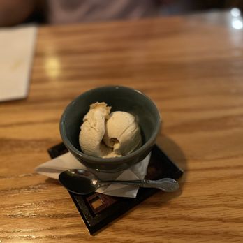 Momokawa - Ginger ice cream - Japanese Near Me - New York, New York