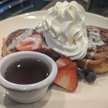 Blueberry's Grill - Cinnamon Roll French toast - Breakfast & Brunch Near Me - Myrtle Beach, South Carolina Blueberry's Grill - Cinnamon Roll French toast - Breakfast & Brunch Near Me - Myrtle Beach, South Carolina
