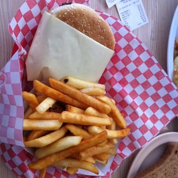 Norm's Hamburger - "To all the girls that played me eat your Motha fken heart out" (Photo by: @Kevin_AmadOH) - Burgers Near Me - Burbank, California Norm's Hamburger - "To all the girls that played me eat your Motha fken heart out" (Photo by: @Kevin_AmadOH) - Burgers Near Me - Burbank, California