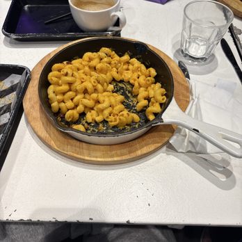 The Place 2 Be - Mac and Mac & Cheese (CB) - Breakfast & Brunch Near Me - Hartford, Connecticut The Place 2 Be - Mac and Mac & Cheese (CB) - Breakfast & Brunch Near Me - Hartford, Connecticut