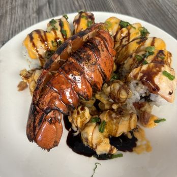 Kakuna Sushi - Boujee Roll - Sushi Bars Near Me - Milpitas, California