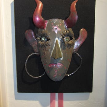 Casa Dolores - exhibit - Museums Near Me - Santa Barbara, California