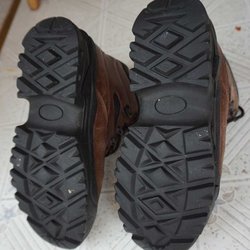Eastern Mountain Sports - Plenty of wear left, but to no avail. Soles have no soul at EMS