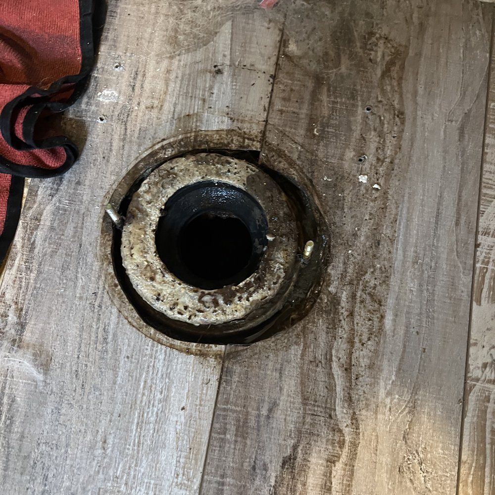 Toilet flange leaking