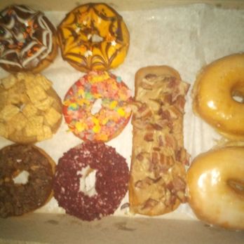Steve’s Donuts - Omg, 1st time here. Gave some to the neighbors. Steve's doughnuts on Arlington. I got there at 5:30 Definitely coming back. - Donuts Near Me - Riverside, California Steve’s Donuts - Omg, 1st time here. Gave some to the neighbors. Steve's doughnuts on Arlington. I got there at 5:30 Definitely coming back. - Donuts Near Me - Riverside, California