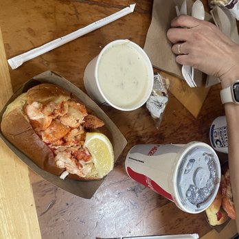 Boston Chowda - Lobster Roll combo - Seafood Near Me - Boston, Massachusetts Boston Chowda - Lobster Roll combo - Seafood Near Me - Boston, Massachusetts