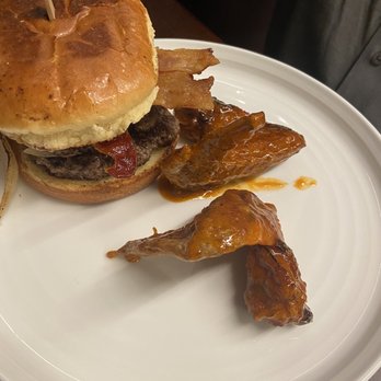 Six Hundredº - Burger - Steakhouses Near Me - Winston-Salem, North Carolina
