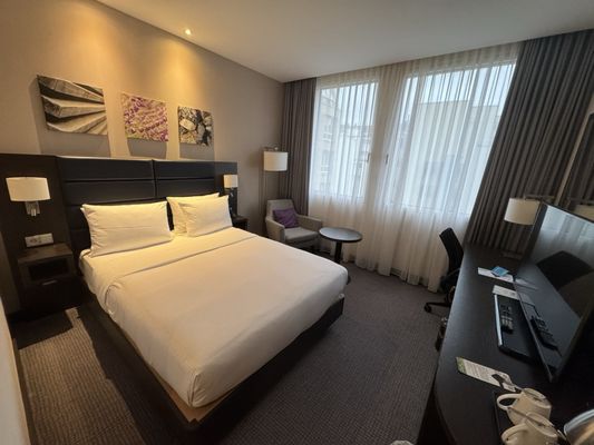 Hilton Garden Inn Frankfurt City Centre by null