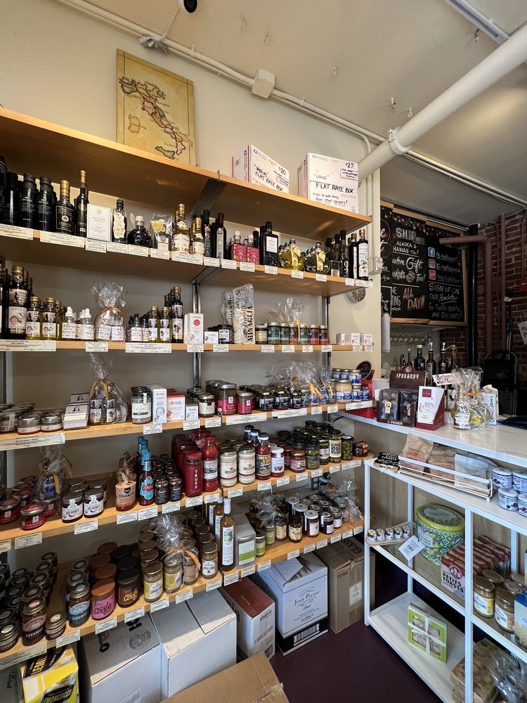 TRUFFLE QUEEN Updated July 2024 182 Photos & 261 Reviews 1524