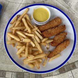 La Isla - Chicken fingers.