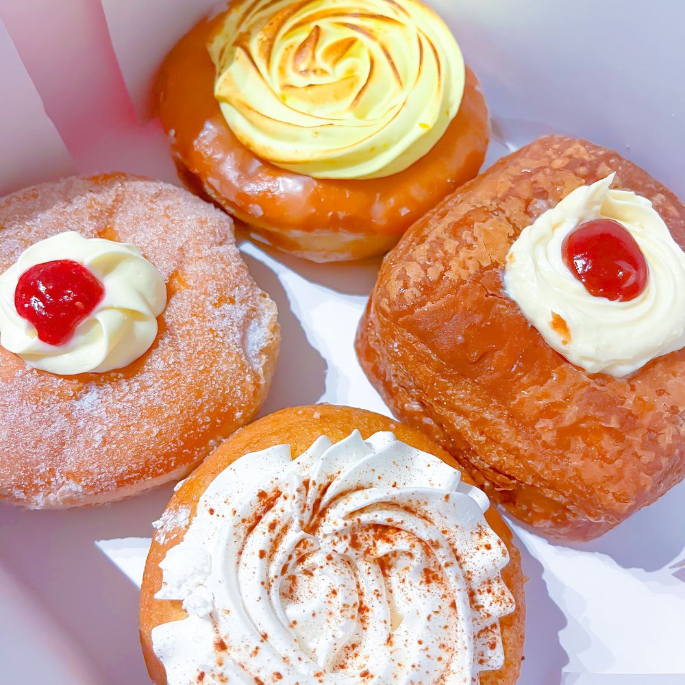 Pinkbox Doughnuts - John Lemon, Mama's Tres Leches, El Guuzman DoughCro, and Baby Got Razz - Donuts Near Me - Las Vegas, Nevada Pinkbox Doughnuts - John Lemon, Mama's Tres Leches, El Guuzman DoughCro, and Baby Got Razz - Donuts Near Me - Las Vegas, Nevada