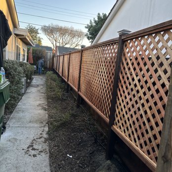 The Division Fencing - Lattice fence with cops with light - Fences & Gates Near Me The Division Fencing - Lattice fence with cops with light - Fences & Gates Near Me