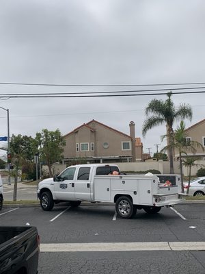 Ondatje Plastering Contracting Logo