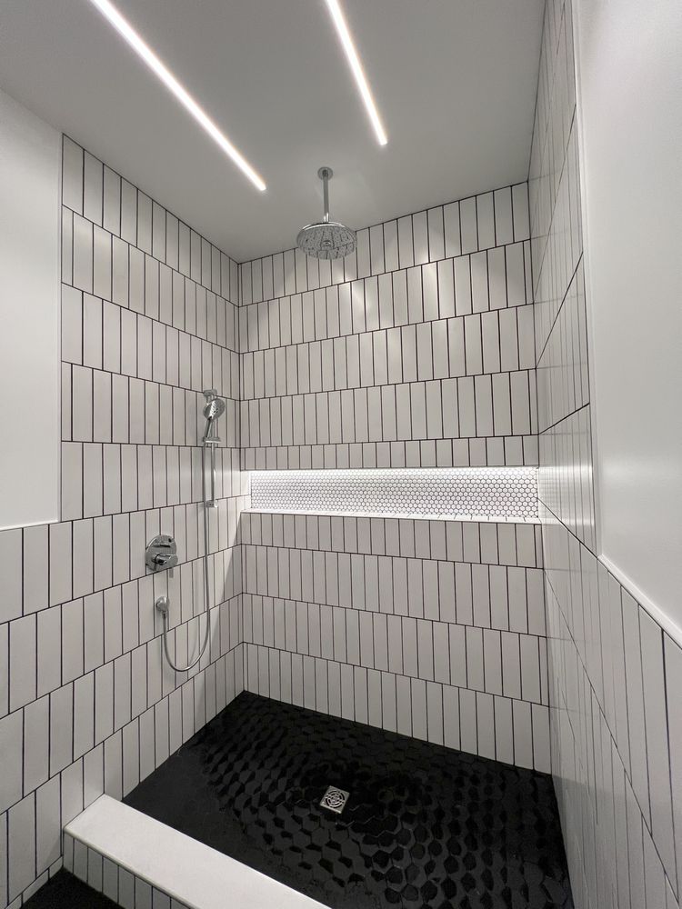 Slide of Aura Renovation