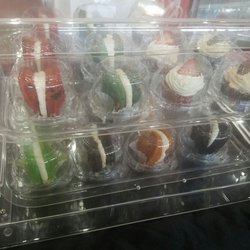 Red Velvet Mama - Assorted whoopie pies