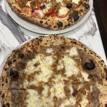 Centro Pizza - Pizza Near Me - Burlingame, California Centro Pizza - Pizza Near Me - Burlingame, California