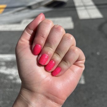 Hey Beautiful - Gel manicure by Henry - Hair Salons Near Me - San Francisco, California