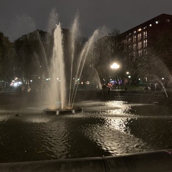 Washington Square Park - Parks Near Me - New York, New York Washington Square Park - Parks Near Me - New York, New York