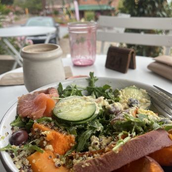 Wildcraft Kitchen - Honest bowl w salmon, Cacoa elixir, and detox juice - Cafes Near Me - Sedona, Arizona