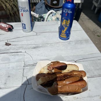 Shipwreck'd - Hotdogs and beer!! - Breakfast & Brunch Near Me - Hull, Massachusetts Shipwreck'd - Hotdogs and beer!! - Breakfast & Brunch Near Me - Hull, Massachusetts