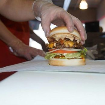 Pinks - Photo - Burgers Near Me - Hamilton, Ontario Pinks - Photo - Burgers Near Me - Hamilton, Ontario