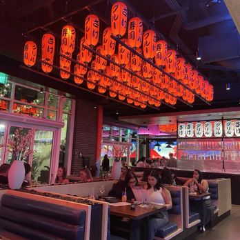Blue Sushi Sake Grill - Atmosphere - Sushi Bars Near Me - Tempe, Arizona