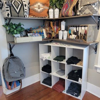 Tin & Paisley Boutique - Aztec bags - Women's Clothing Near Me - Canby, Oregon Tin & Paisley Boutique - Aztec bags - Women's Clothing Near Me - Canby, Oregon