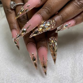 K Nails - Norco - Stiletto Bling Nails - Nail Salons Near Me - Norco, California