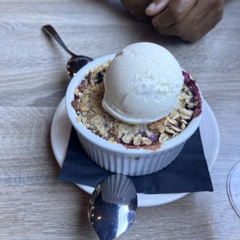 Mad & Vin - New American Near Me - Solvang, California Mad & Vin - New American Near Me - Solvang, California